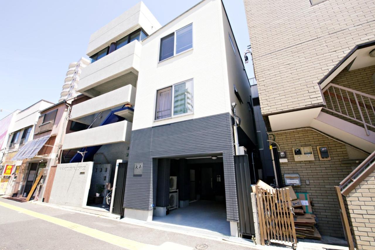 天承ビル201 * Tokyo